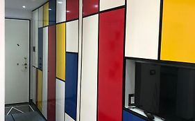 Mondrian'S House